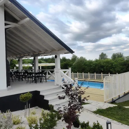 Nyaraló Moje Srecno Mesto